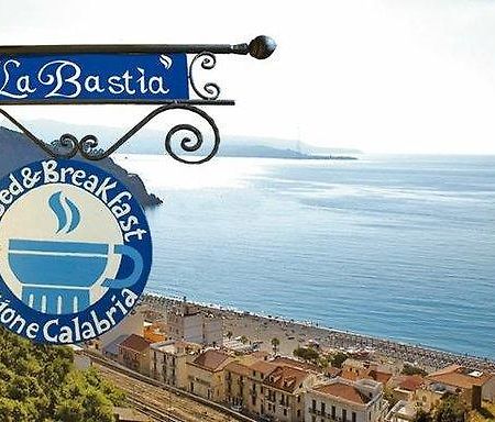 مبيت وإفطار سيلا La Bastia المظهر الخارجي الصورة