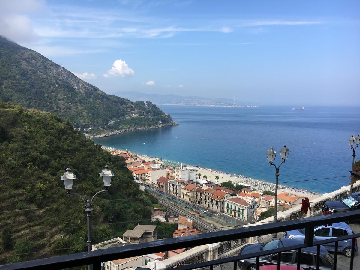 مبيت وإفطار سيلا La Bastia المظهر الخارجي الصورة