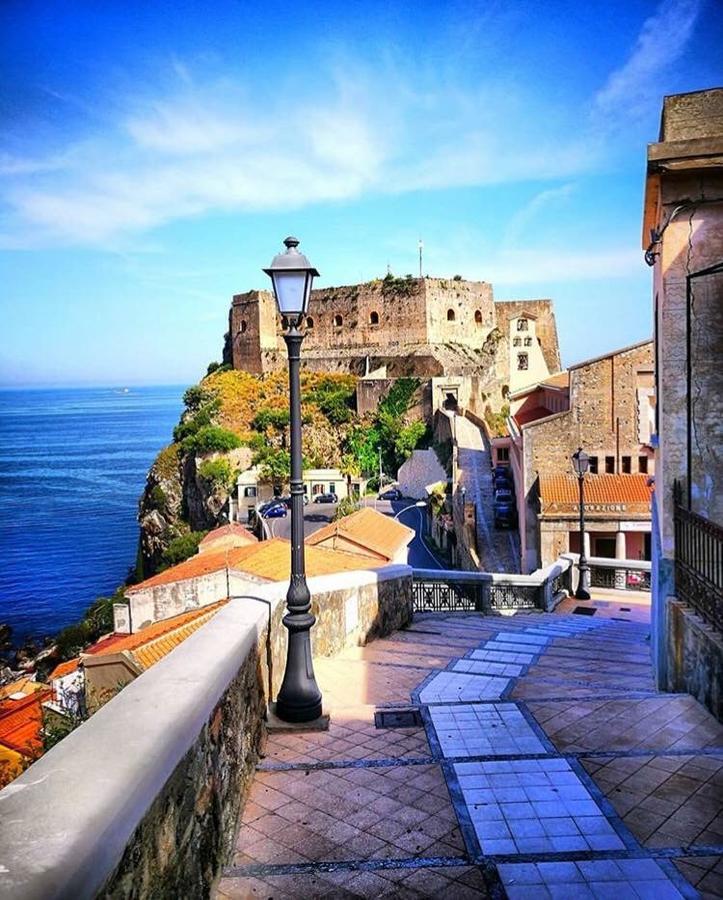 مبيت وإفطار سيلا La Bastia المظهر الخارجي الصورة